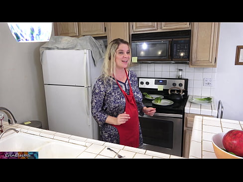 ❤️ Stepmom vachimukama mukitchen before his date Hard porn ❤